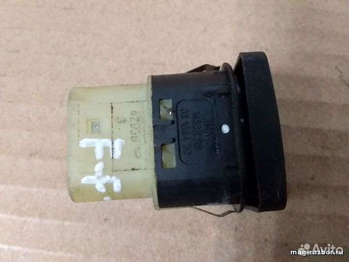 Кнопка стеклоподъемника Ford Focus, II
