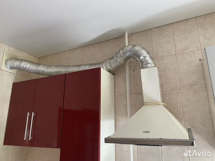 Кухонная вытяжка