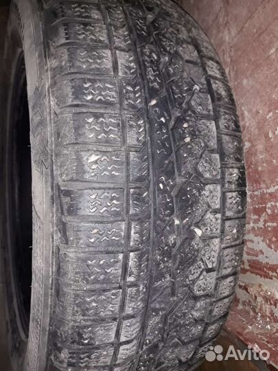 Kumho I'Zen RV Asymmetric 225/65 R17 106