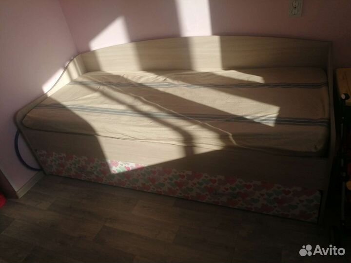 Детская двухярусная кровать