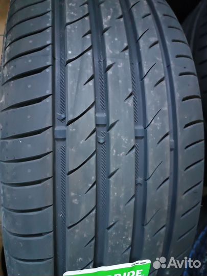 Leao Nova-Force C/S 255/50 R19