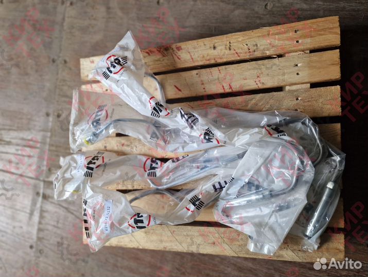 Трубка топливная 6156-71-5132