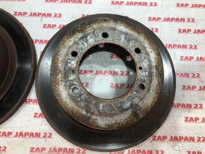 Тормозной диск Mitsubishi Delica PD6W 6G72 2002