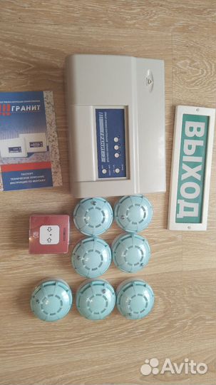 Прибор приемно- контрольный охранно-пожарный