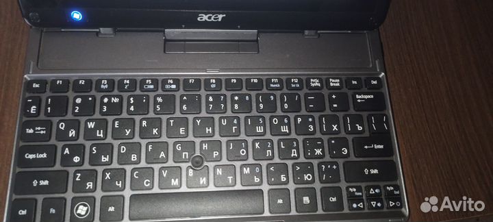 Планшет Acer iconia tab W500