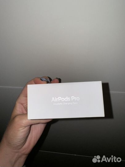 Коробка от наушников airpods pro