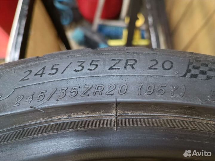 Michelin Pilot Sport 4 S 245/35 R20