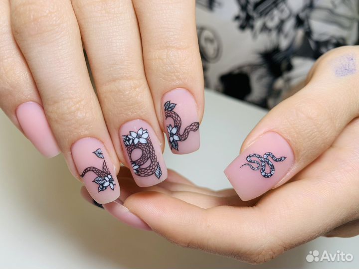 Маникюр, наращивание ногтей