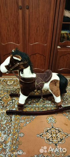 Детские игрушка лошадь