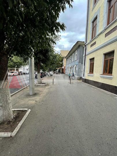 Продам помещение свободного назначения, 1300 м²