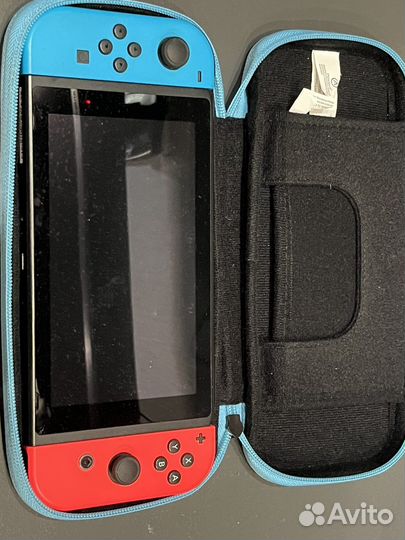 Портативная игровая приставка Nintendo switch
