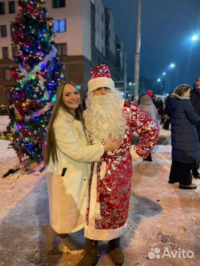 Ведущий, ростовая кукла, театральная сфера и любая