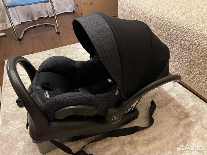 Автолюлька maxi cosi с базой isofix