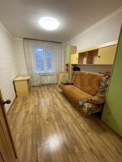 2-к. квартира, 51 м², 1/3 эт.