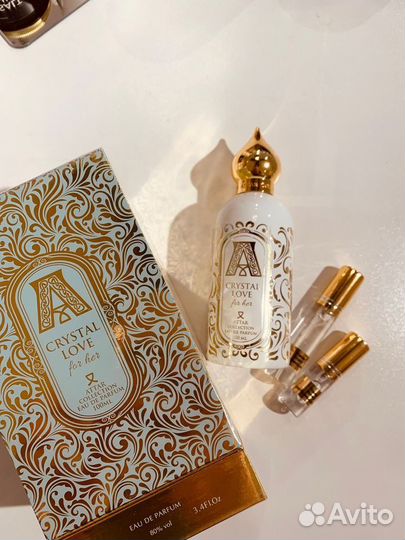 Crystal love attar