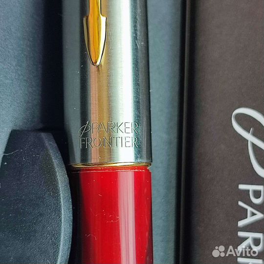 Ручка перьевая Parker Frontier Deluxe Black/Red