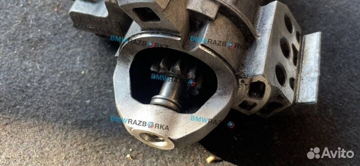 Стартер BMW 5 F07/F10/F11 2011 7801203