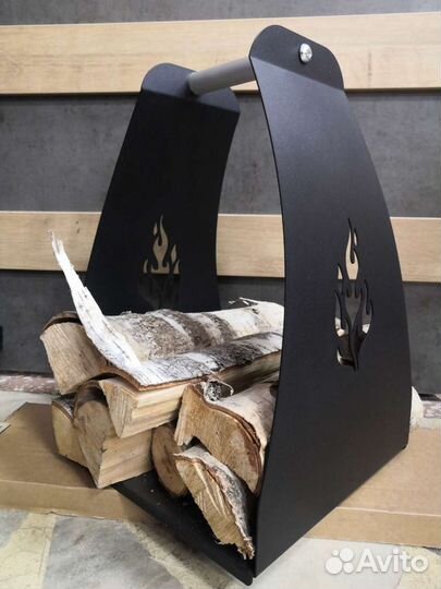 Дровница / Дровница для камина с инструментами