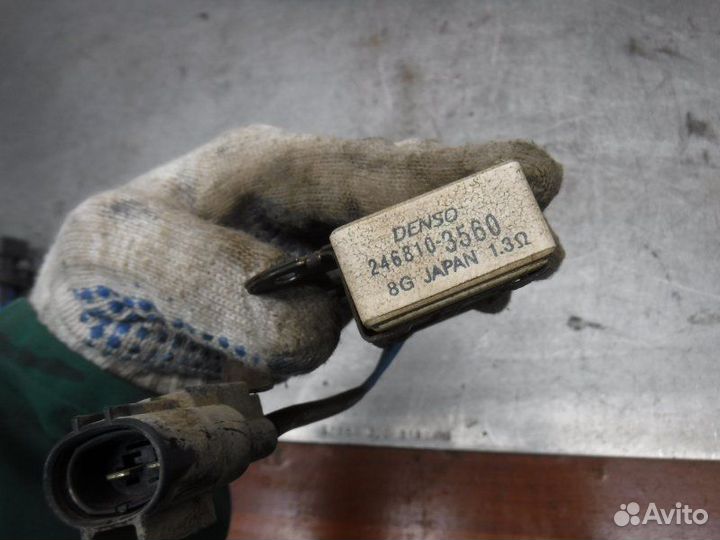 Блок управления вентилятором Toyota Corolla 120