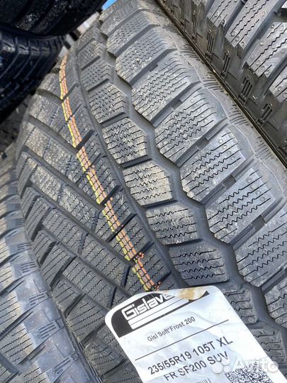 Gislaved Soft Frost 200 SUV 235/55 R19