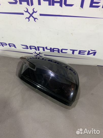 Крышка зеркала Land Cruiser 300
