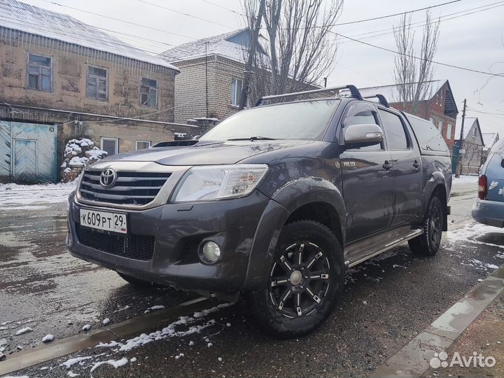 Тайота Хайлюкс Сиденья