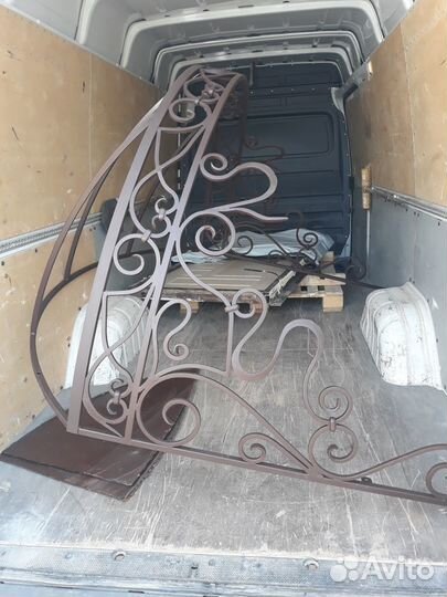 Козырёк кованный