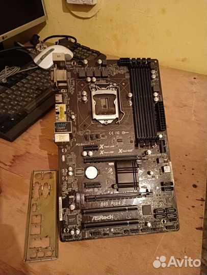 Материнская плата 1150