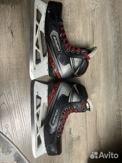Хоккейные коньки bauer