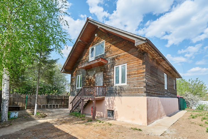 Дом 161,8 м² на участке 5,3 сот.