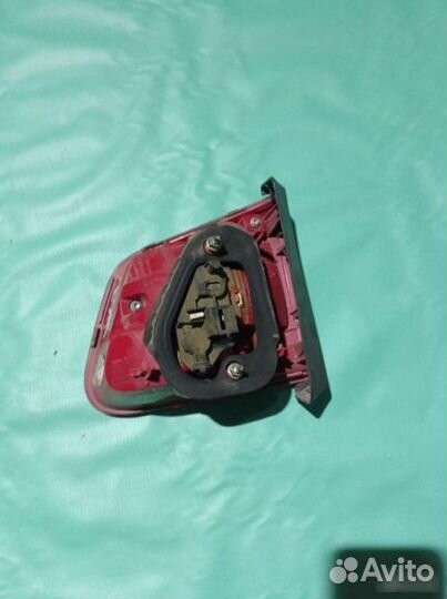 Фонарь задний левый Volkswagen Tiguan