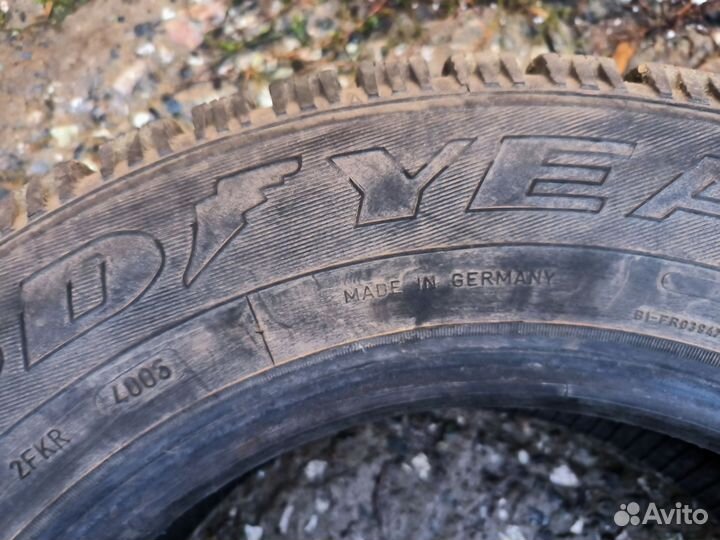 Goodyear UltraGrip 205/65 R15