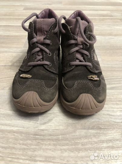 Демисезонные ботинки 27 размер