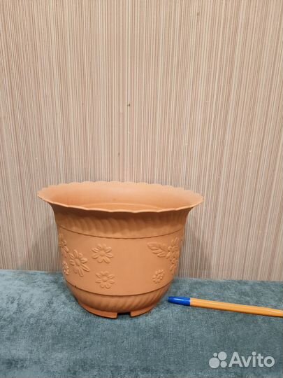 Горшок для цветов бу