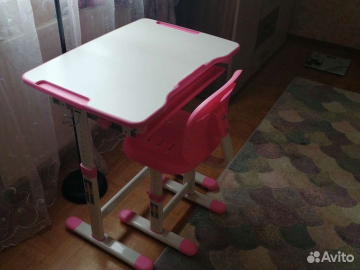 Растущая парта и стул