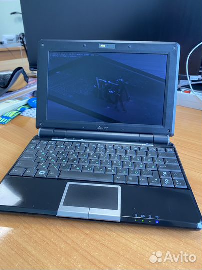 Нетбук Asus Eee PC 1000