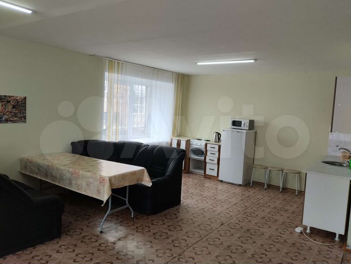 Коттедж 325 м² на участке 13 сот.