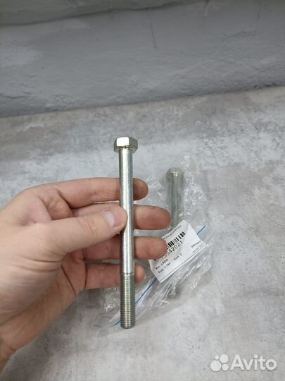 Болт заднего амортизатора Ваз(Lada) 2101-2107