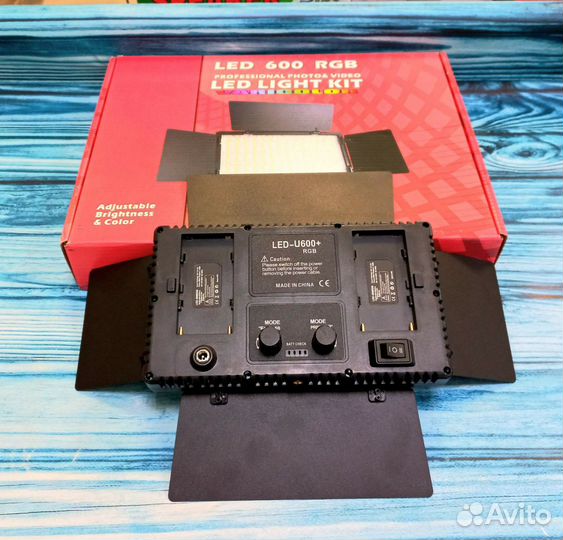 Видеосвет pro LED 600 rgb