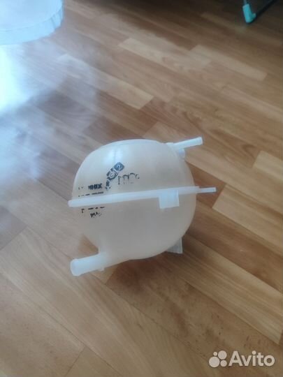 Расширительный бачок volkswagen. Skoda