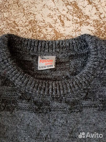 Свитер для мальчика на рост 170 см
