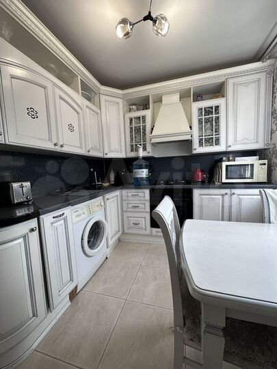 4-к. квартира, 85 м², 5/5 эт.