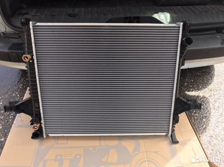 Радиатор Volvo XC90 2.5 / 3.2 А/Т