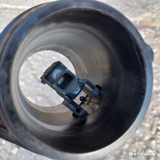 Датчик массового расхода воздуха LADA Granta