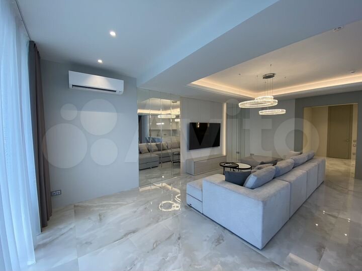 3-к. квартира, 150 м², 14/28 эт.