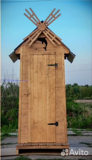 Дачный туалет деревянный SHP791