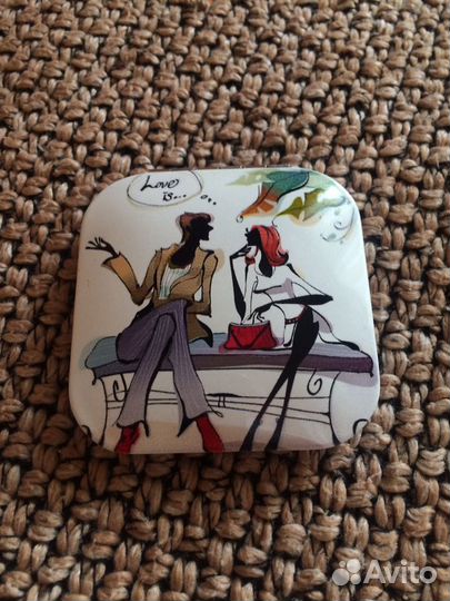 Зеркало карманное