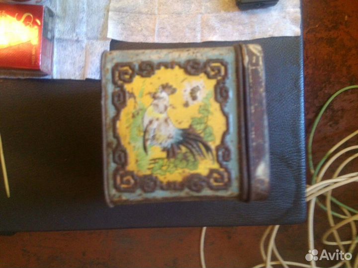 Банка старинная