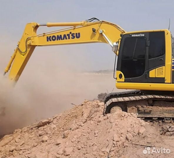 Машинист экскаватора Komatsu 210