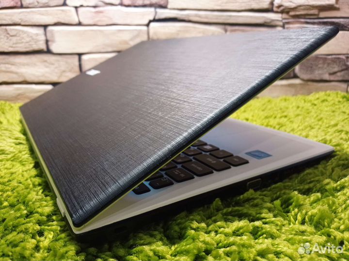 Красивый быстрый Acer 2ядра 4Гб SSD+HDD батарея 6ч